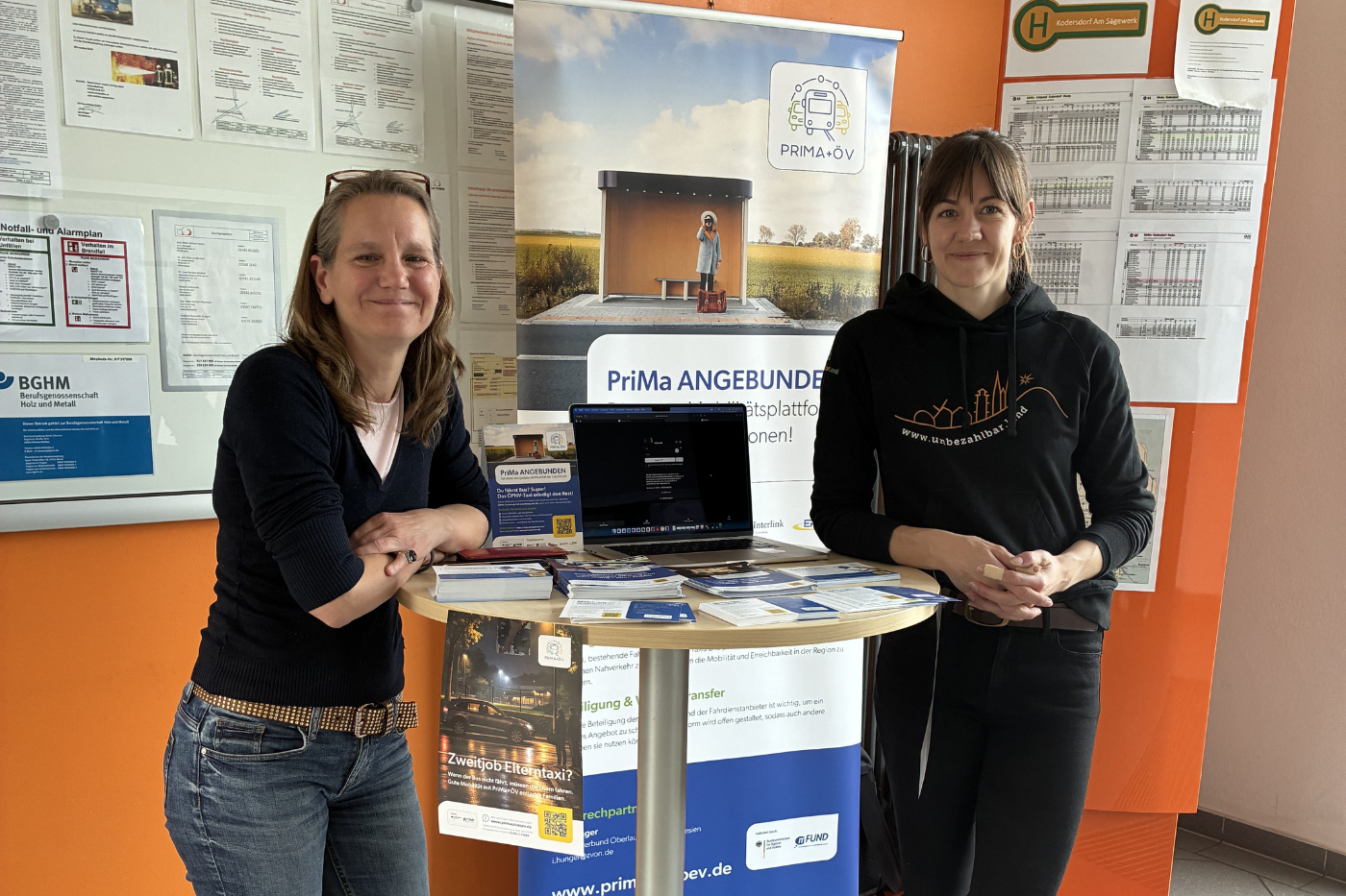 Fahrgemeinschaften im Arbeitsalltag: PriMa+ÖV zu Besuch bei HS Timber